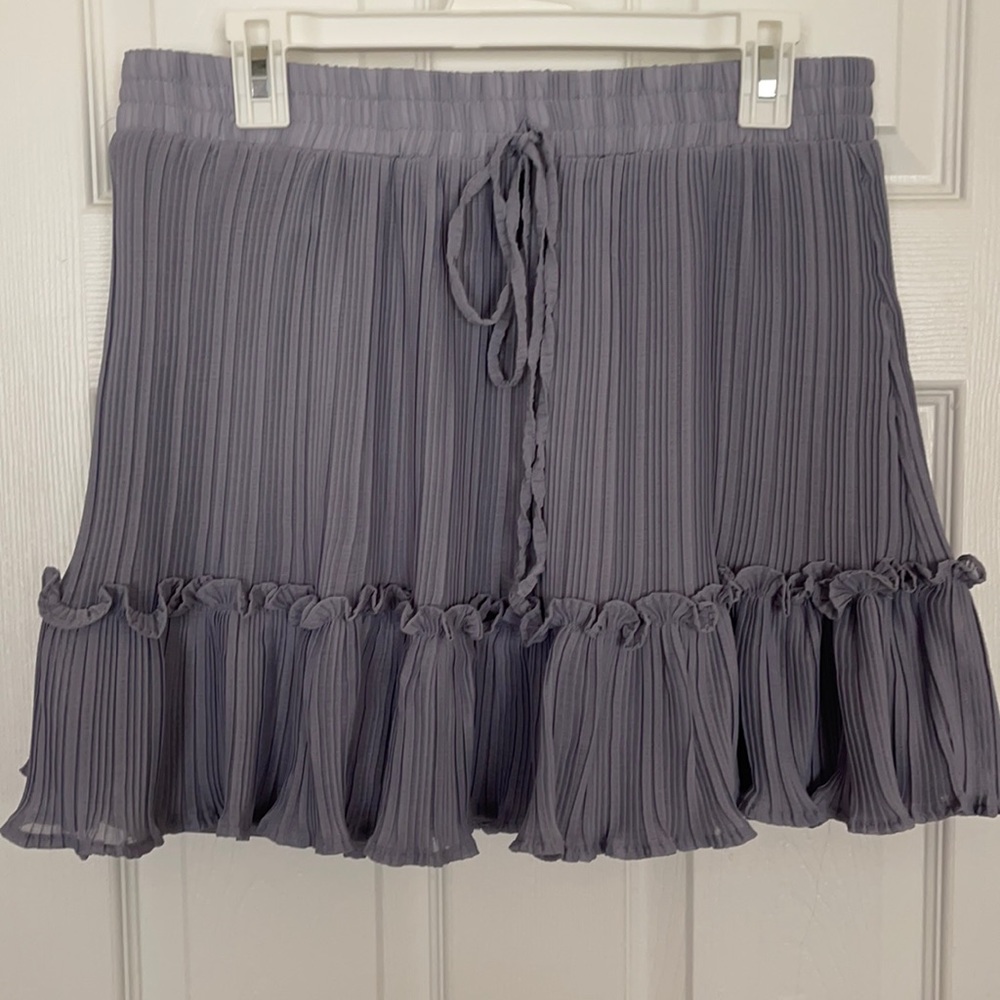 Ribbed Ruffle Mini Skirt